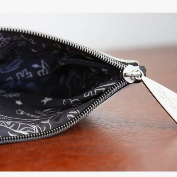 Catstudio Collegiate LSU Louisiana State University Zipper Pouch Travel Bag NWT - Picture 4 of 8